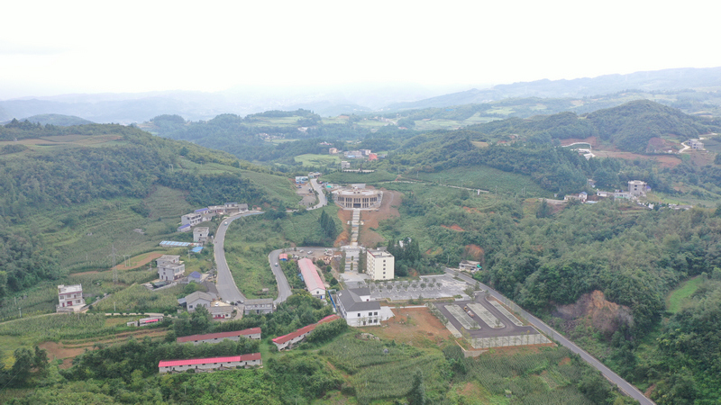 8月30日，赫章縣哲莊壩烏蒙山回旋戰(zhàn)長征文化公園（航拍圖）。謝永奇攝